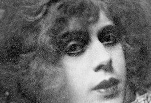 Lili Elbe Plastic Surgery and Body Measurements